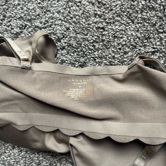 Danskin Bra NWT - Picture 4 of 4